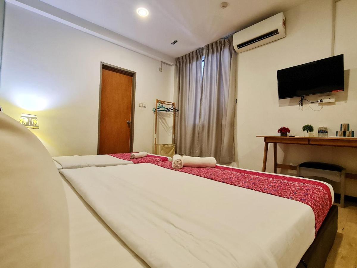 Treeline Urban Inn Kota Kinabalu Exterior foto